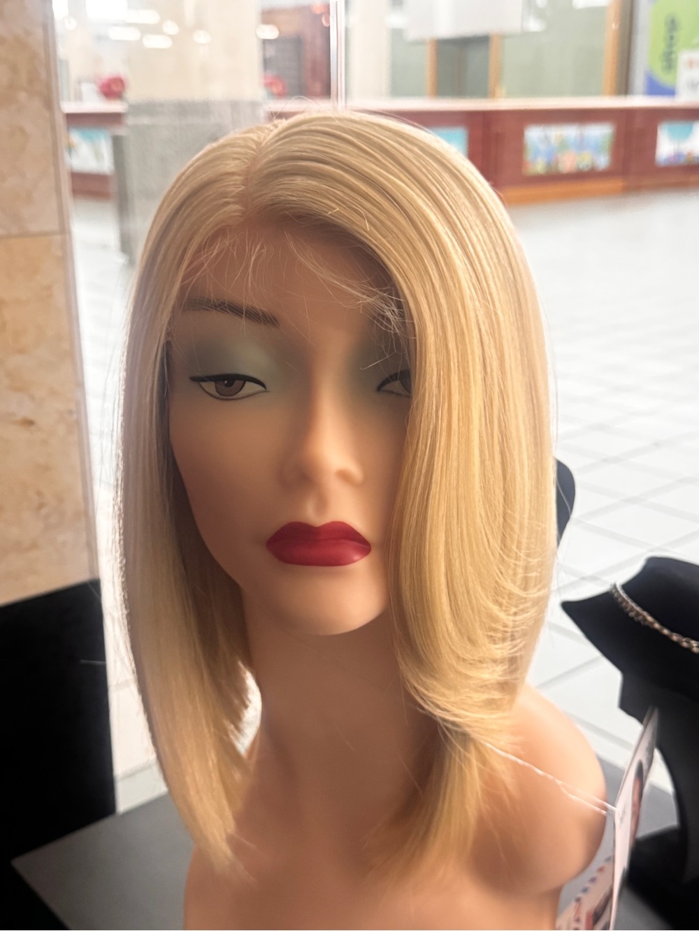 Blonde Women's Synthetic Wig - Sleek Side-Part Bob